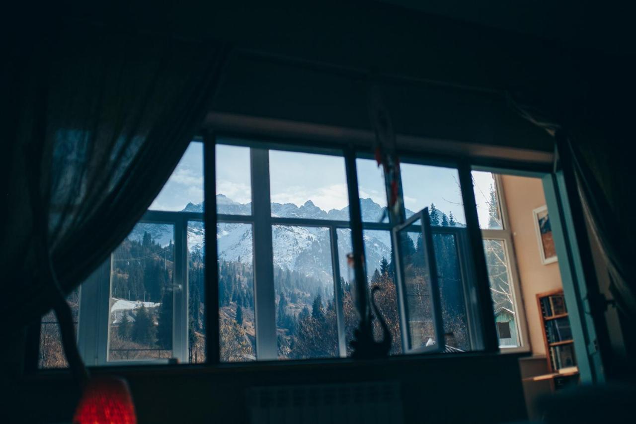 Namaste Shalle 2000m 2* Almaty