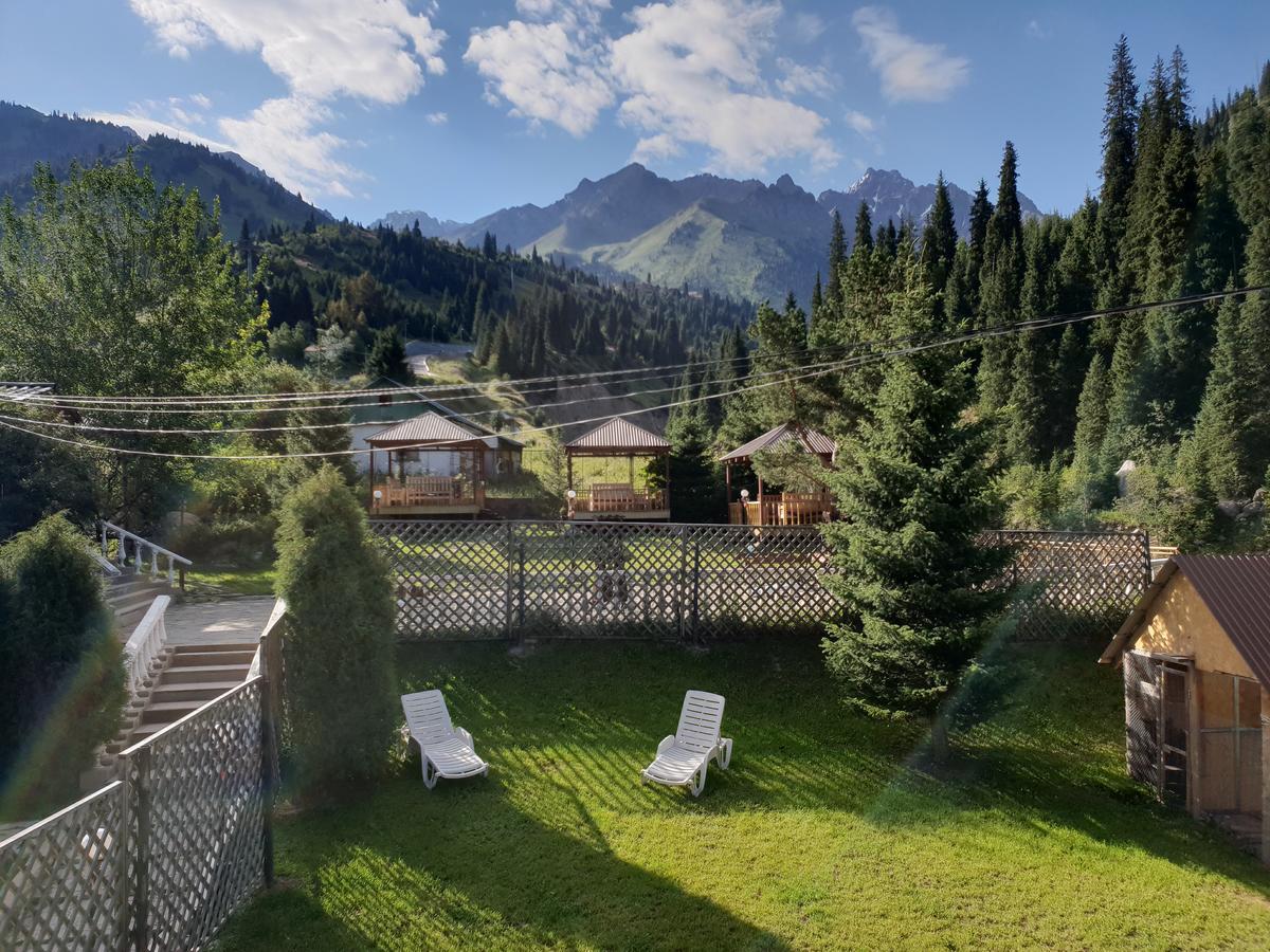 Namaste Shalle 2000m Gasthof